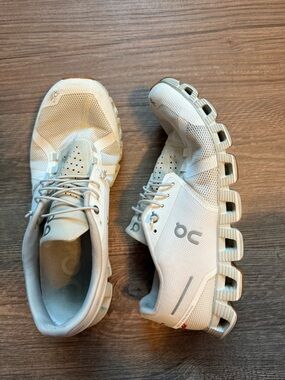 On Running Off-White/Taupe Mesh Performance Sneakers